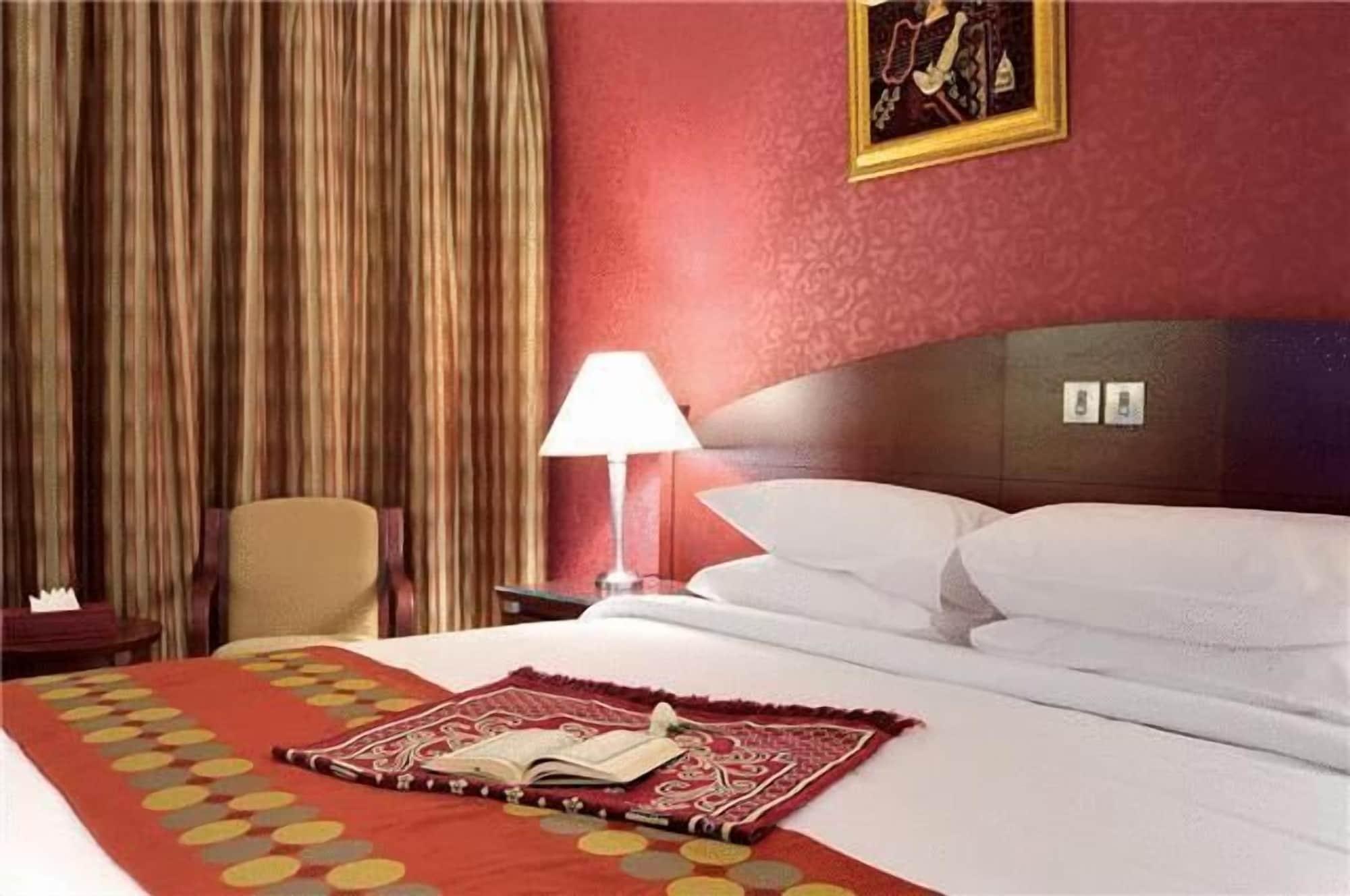 Al Muna Kareem Hotel- Ex Leader Medina Buitenkant foto